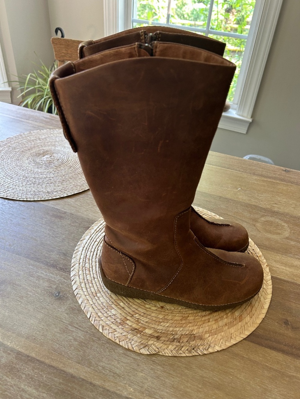 DULUTH TRADING COMPANY WOMEN'S ANDINA LEATHER TALL BOOTS